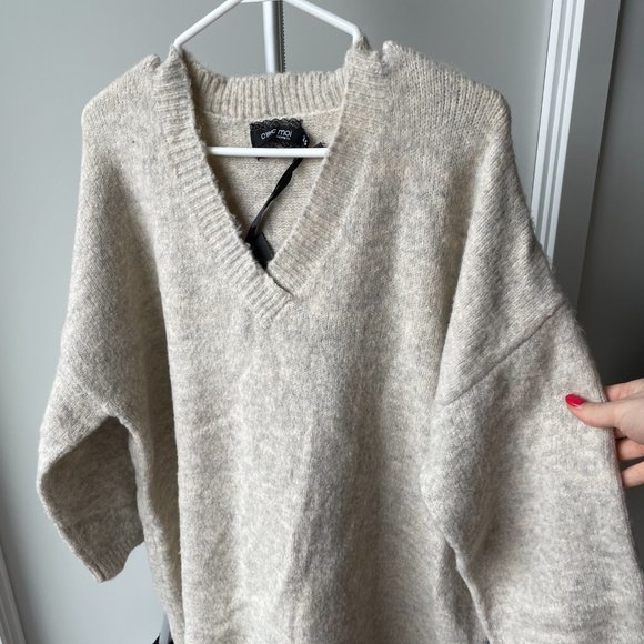 Cashmere Long and soft sweater, Size S - Picture 3 of 3